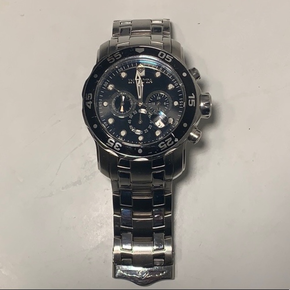 Invicta Pro Diver Night Clow 45mm Case Silver Used